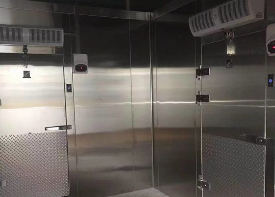 Подгонянная прогулка в Coldroom